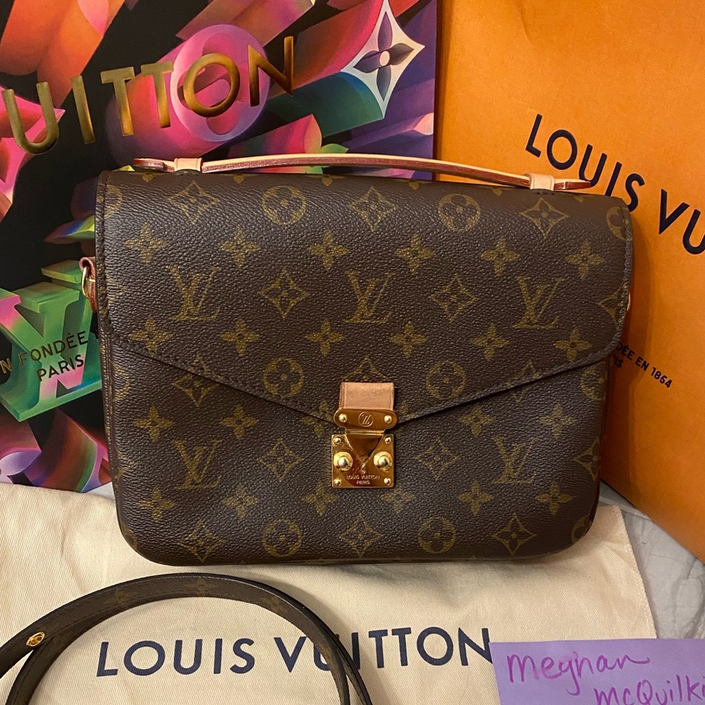 ❌sold❌Louis Vuitton Pouchette Métis